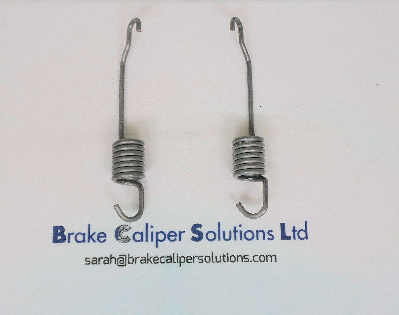FORD MONDEO ESTATE 2000-04 Rear Brake Caliper Return Springs BCH18138x2