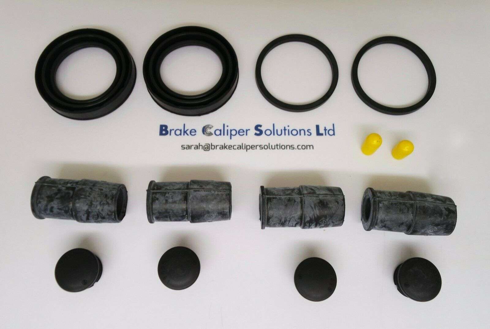 Chrysler Voyager, Grand Voyager Rear axle Brake Caliper Repair Kit BSK204224